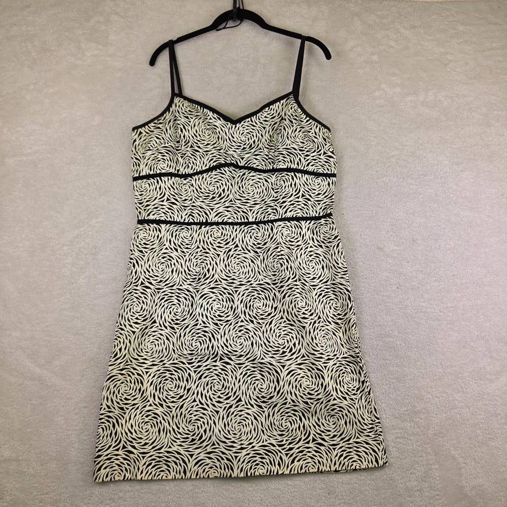 Sag Harbor Dress Womens Small Black White Swirl Print Empire Waist V-Neck Sheath